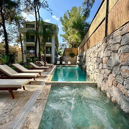Esmahan Forest And Pool By Zehra Suites Μαρμαρίς Εξωτερικό φωτογραφία