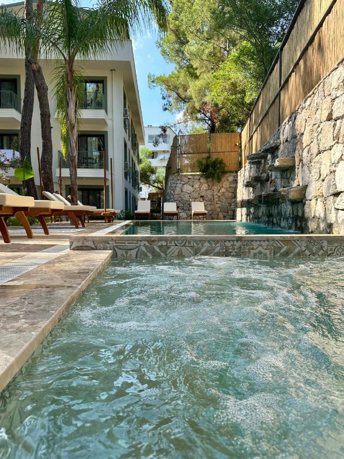 Esmahan Forest And Pool By Zehra Suites Μαρμαρίς Εξωτερικό φωτογραφία
